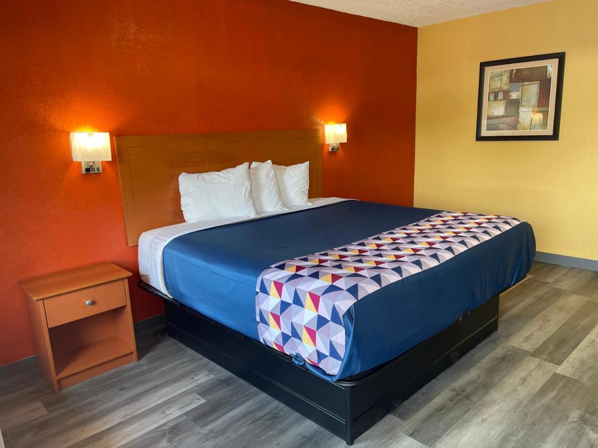Economy Inn Hot Springs Zewnętrze zdjęcie
